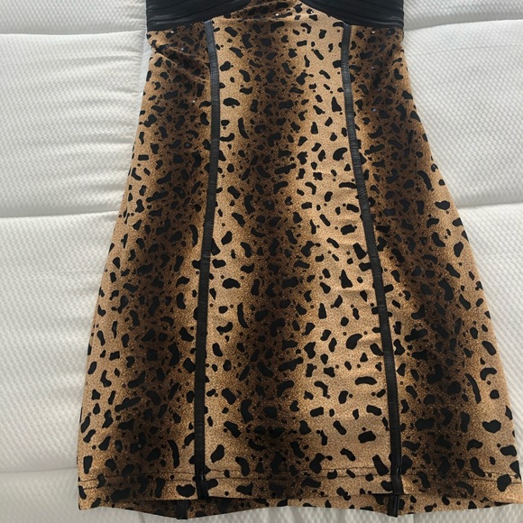 Sexy cocktail dress.  Size S - Picture 3 of 3